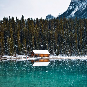 Canadian Lake and hut on the water